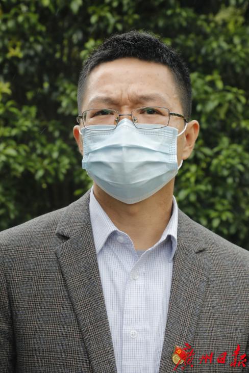 村第一书记直播带货，这次产品真让人上头