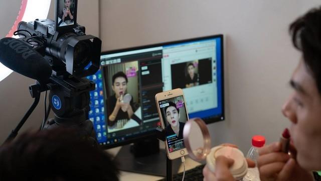带货终要正名 人社部拟新增“直播销售员”工种
