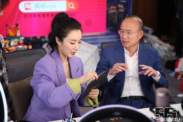 郭广昌做客薇娅直播间一晚带货6240万：“五五购物节